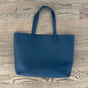 Cuyana Classic Structured Leather Tote Navy